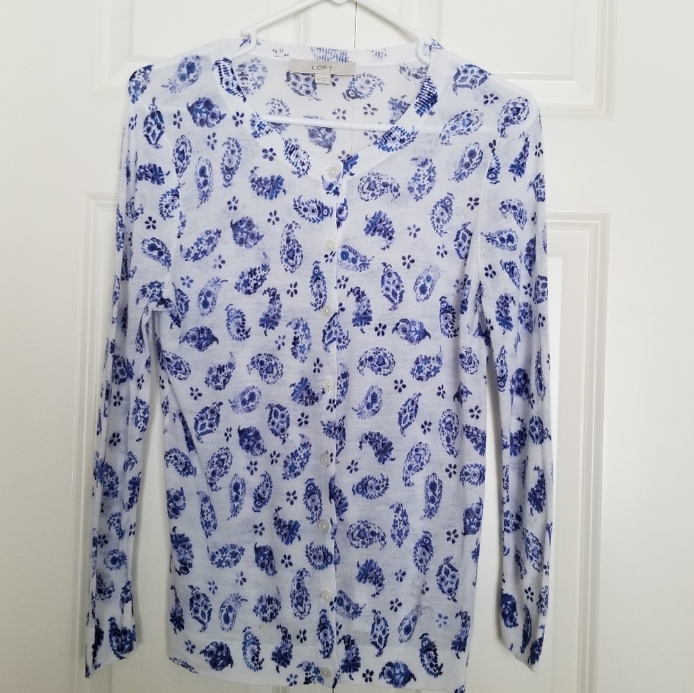 Loft blue & white paisley cardigan SZ Medium